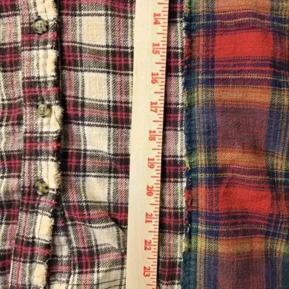 BDG Robbie Spliced Flannel Shirt from Urban Outfitters! - Picture 7 of 15